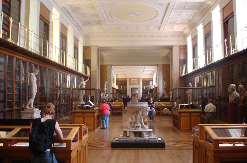 interiørbilde av museumssamling