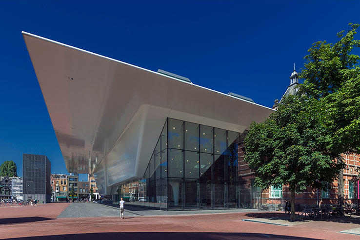 Fly til Amsterdam, besøk Stedelijk