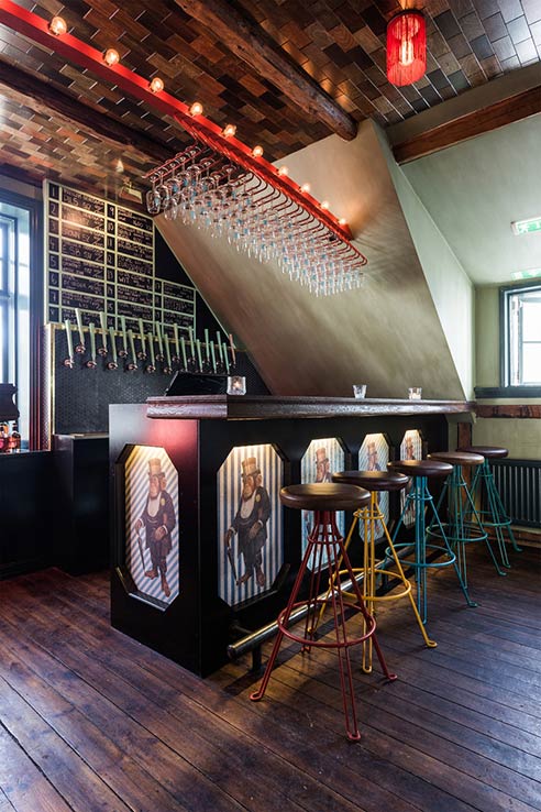 Fly til Reykjavik, ta en øl på Mikkeller & Friends